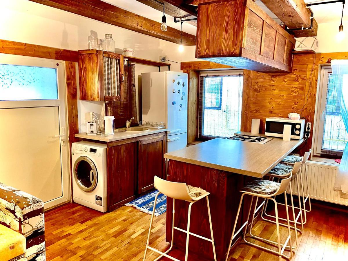 Apartament Rustic In Centrul Istoric Apartman Brassó Kültér fotó