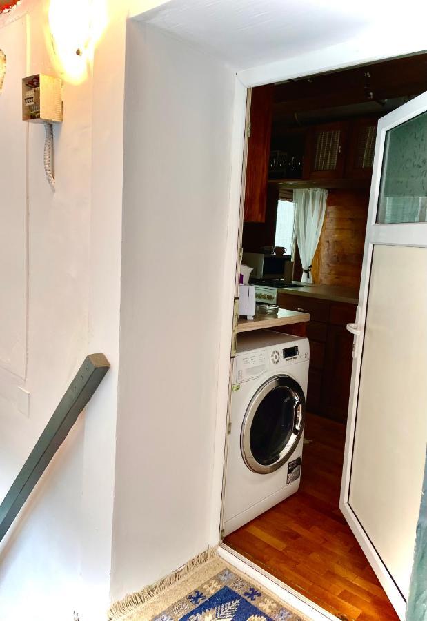 Apartament Rustic In Centrul Istoric Apartman Brassó Kültér fotó